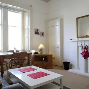 Grindlay Street Residence, 2 Bedroom, 2 Bathroom Close To Castle Édimbourg